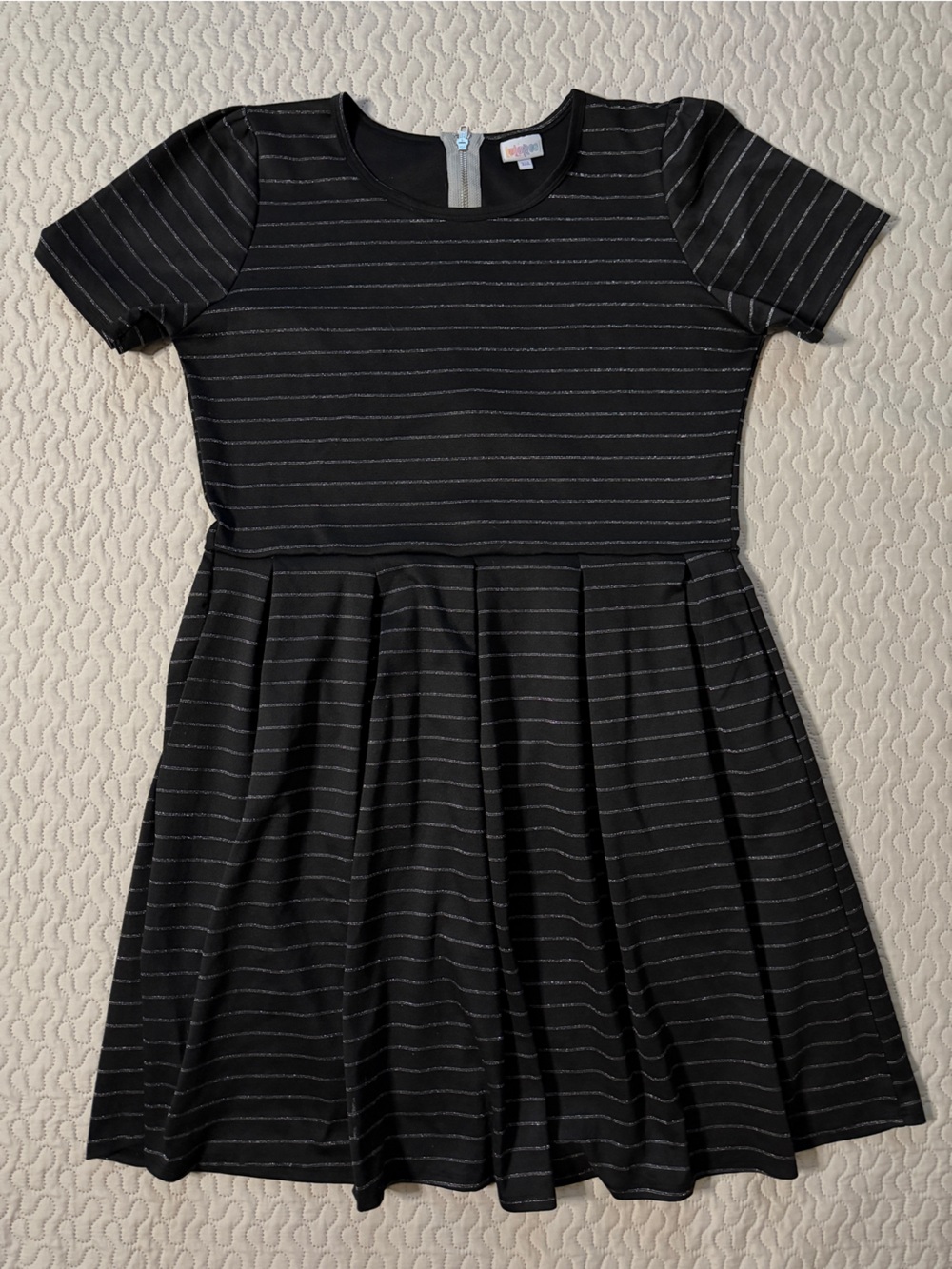 LuLaRoe 3XL Black Silver Striped Short Sleeve Dress